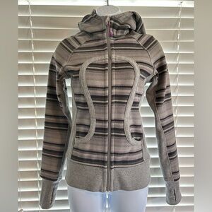 Rare Lululemon Scuba Striped Poncho Hoodie, EU Condition, size 2